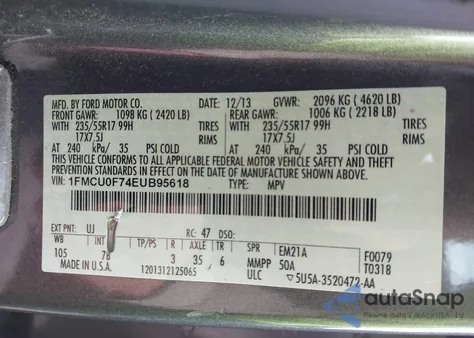 2014 Ford Escape S z USA, uszkodzony, nr VIN 1FMCU0F74EUB95618